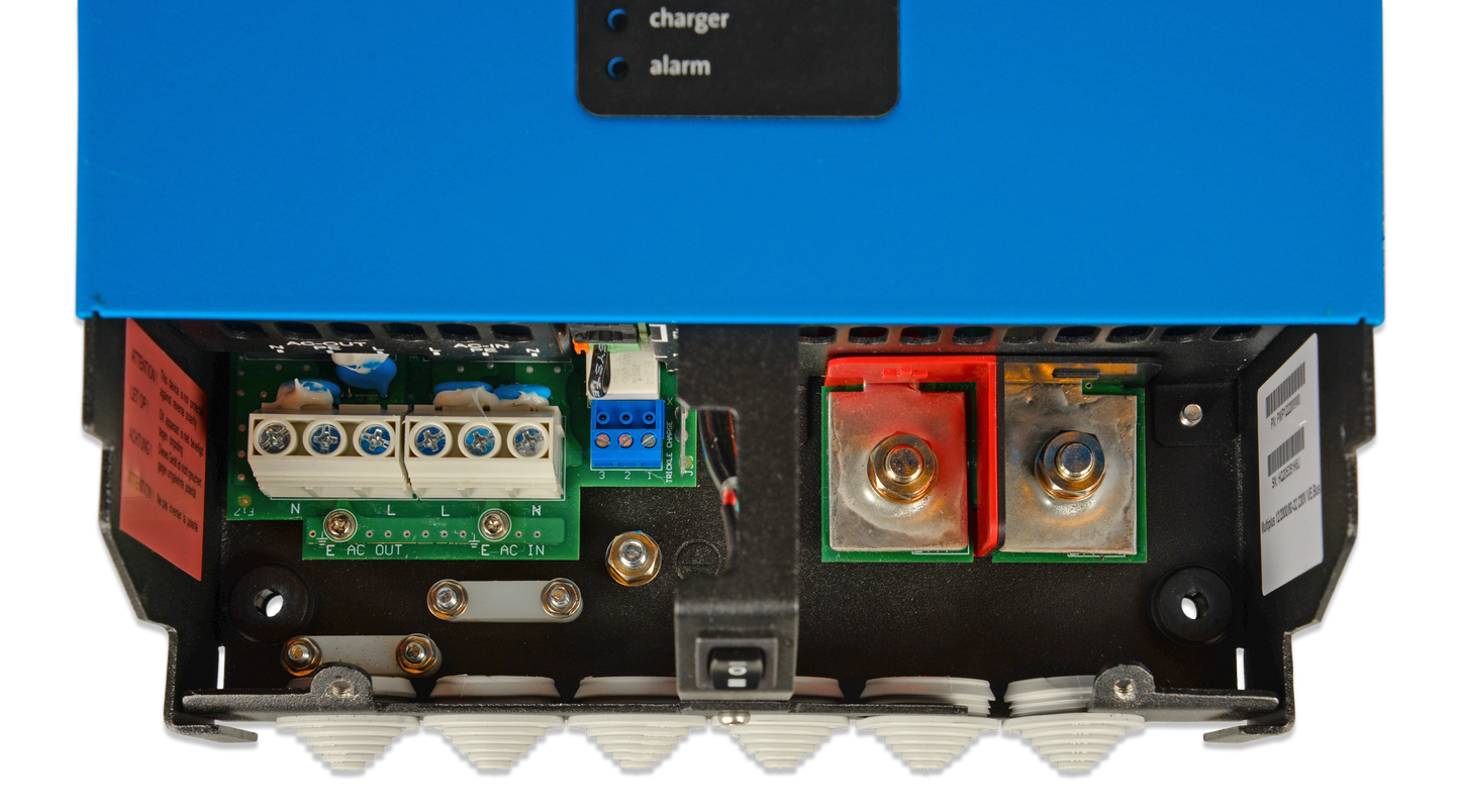 Photo of MultiPlus 12/2000/80 230V (bottom open4)