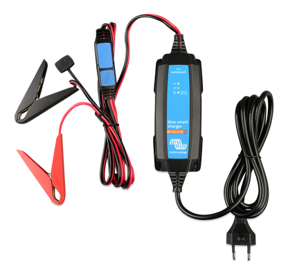Photo of Blue Smart IP65 Charger 6V 12V 1.1 230V CEE 7/16 Retail (top-charger)